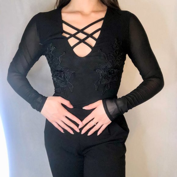 Black Bodysuit Scoop Neck Criss-Cross and Floral Detailing - Picture 3 of 11